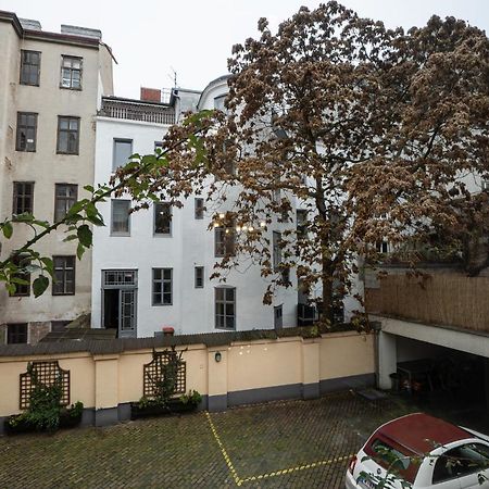 Stylish Designed Apartment In A Calm District Viena Exterior foto